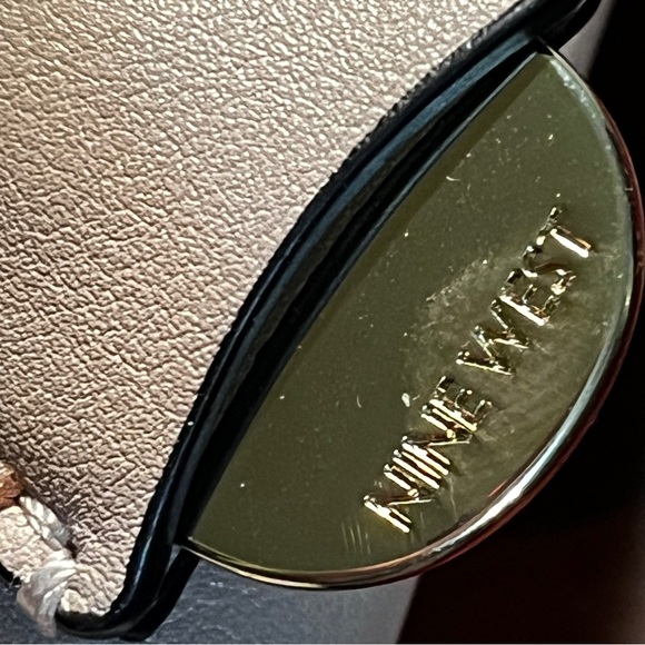 Nine West Beige Tote with Wavy Design - Picture 10 of 11